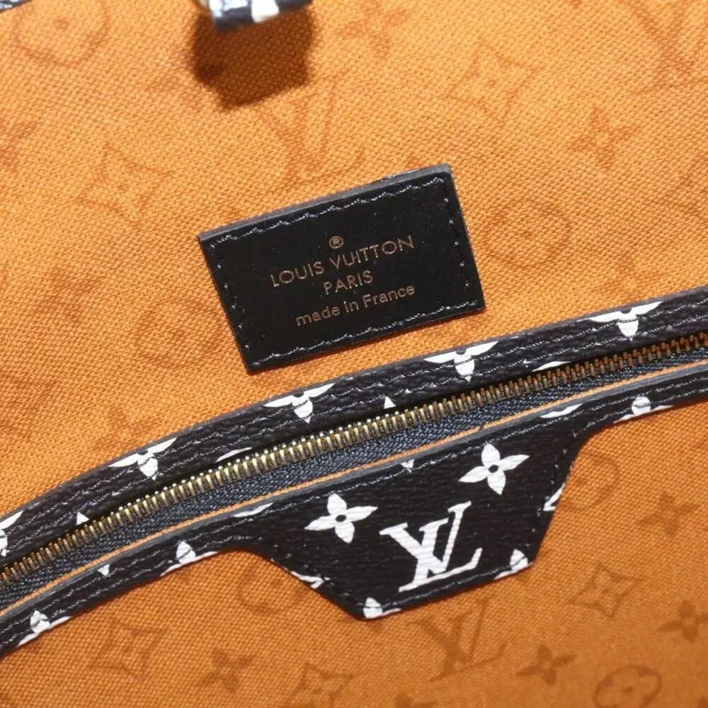 LOUIS VUITTON Monogram Giant Neverfull MM Tote Bag Caramel M56584
